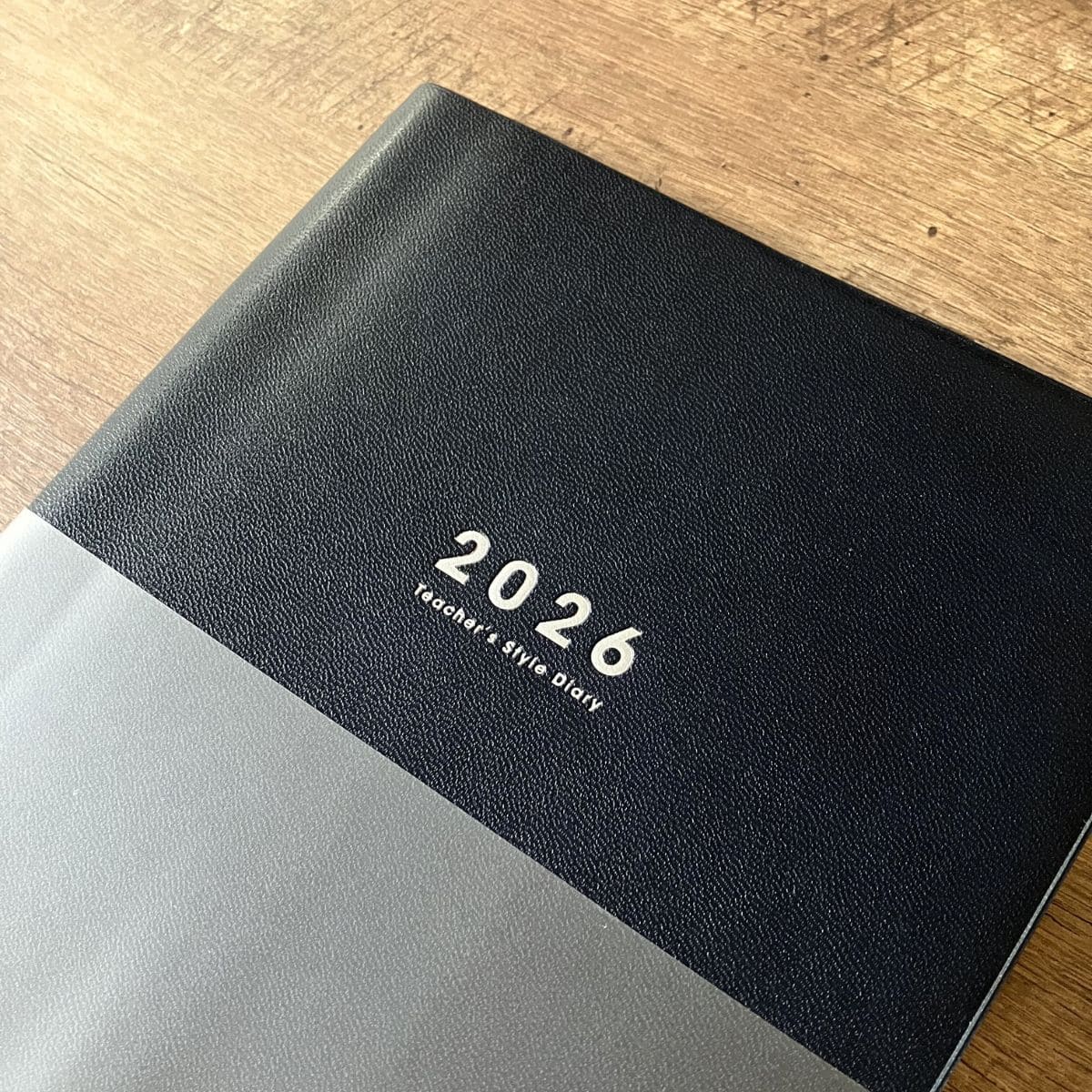 【Navy】着せかえカバー 先生スタイル手帳2026 B5サイズ