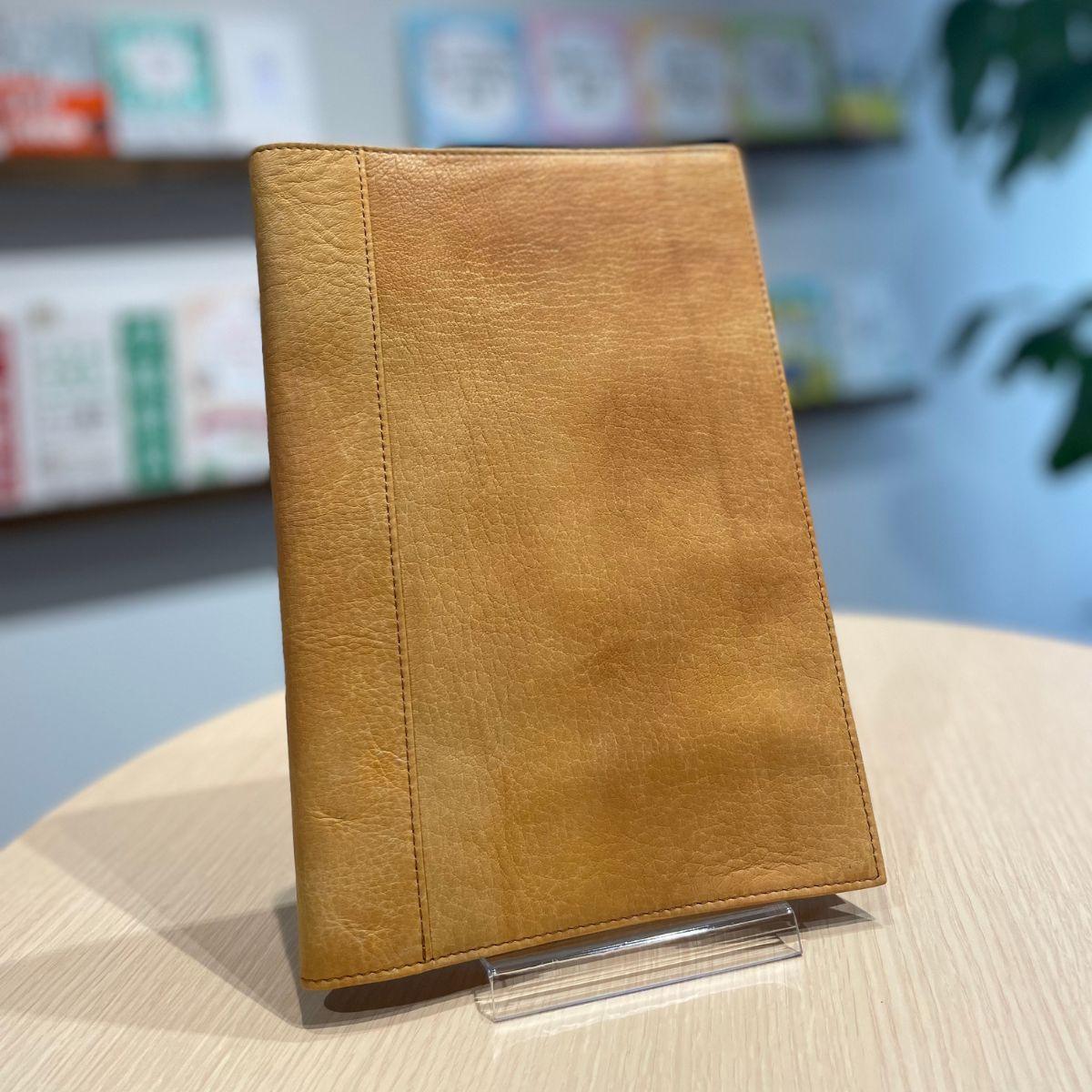 エゾシカ革の手帳カバー(B5サイズ) - 東洋館出版社