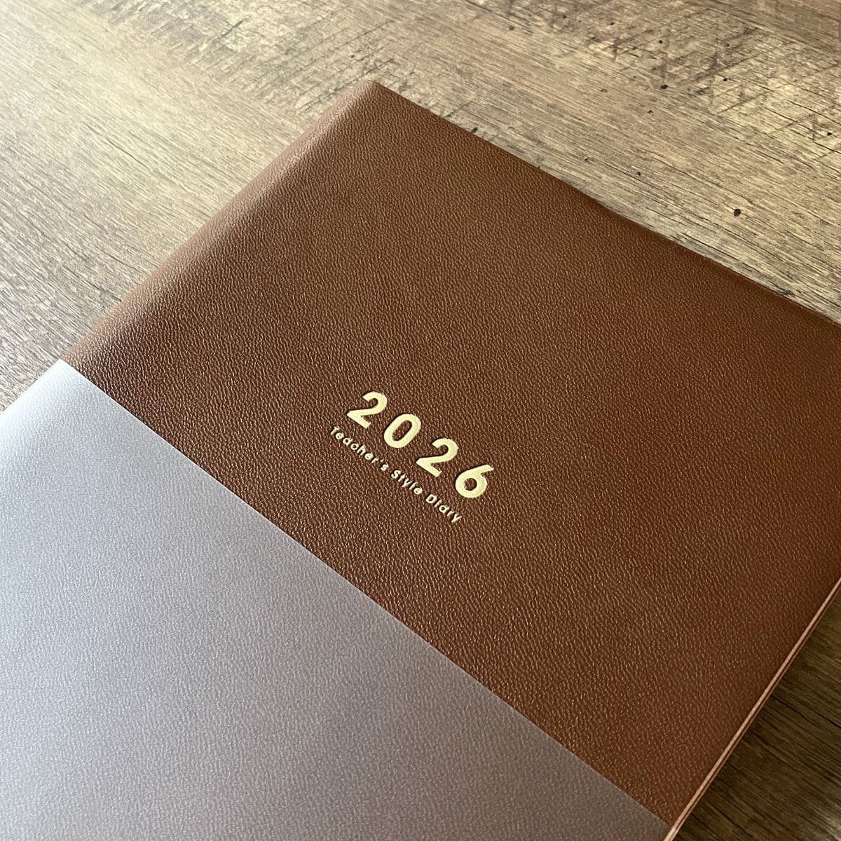 【Brown】着せかえカバー 先生スタイル手帳2026 B5サイズ