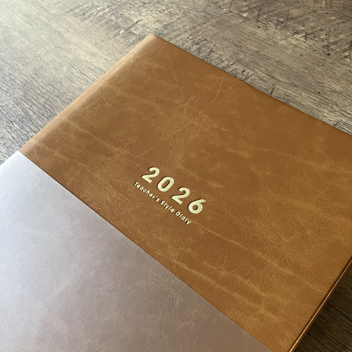 Camel】着せかえカバー 先生スタイル手帳2026 B5サイズ – 東洋館出版社